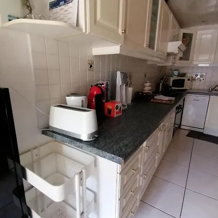 Maisonnette Bort De Frontignan