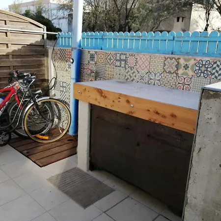 Maisonnette Bort De