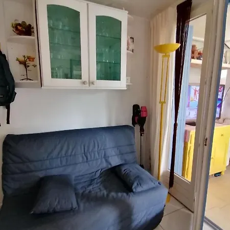 Maisonnette Bort De * Frontignan