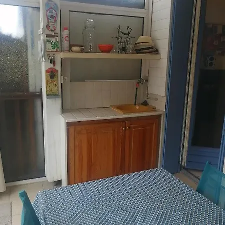 Holiday home Maisonnette Bort De *